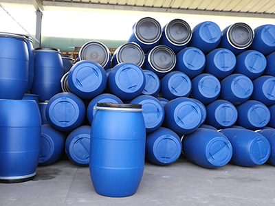 集化網(wǎng)包裝桶存放區(qū)