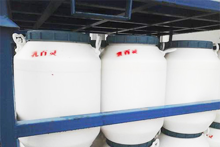 工業(yè)乳化劑乳百靈，適用于礦物油，蠟類的特殊乳化劑