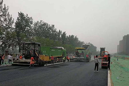 集化網(wǎng)中裂瀝青乳化劑，省道修路的幫手乳化劑