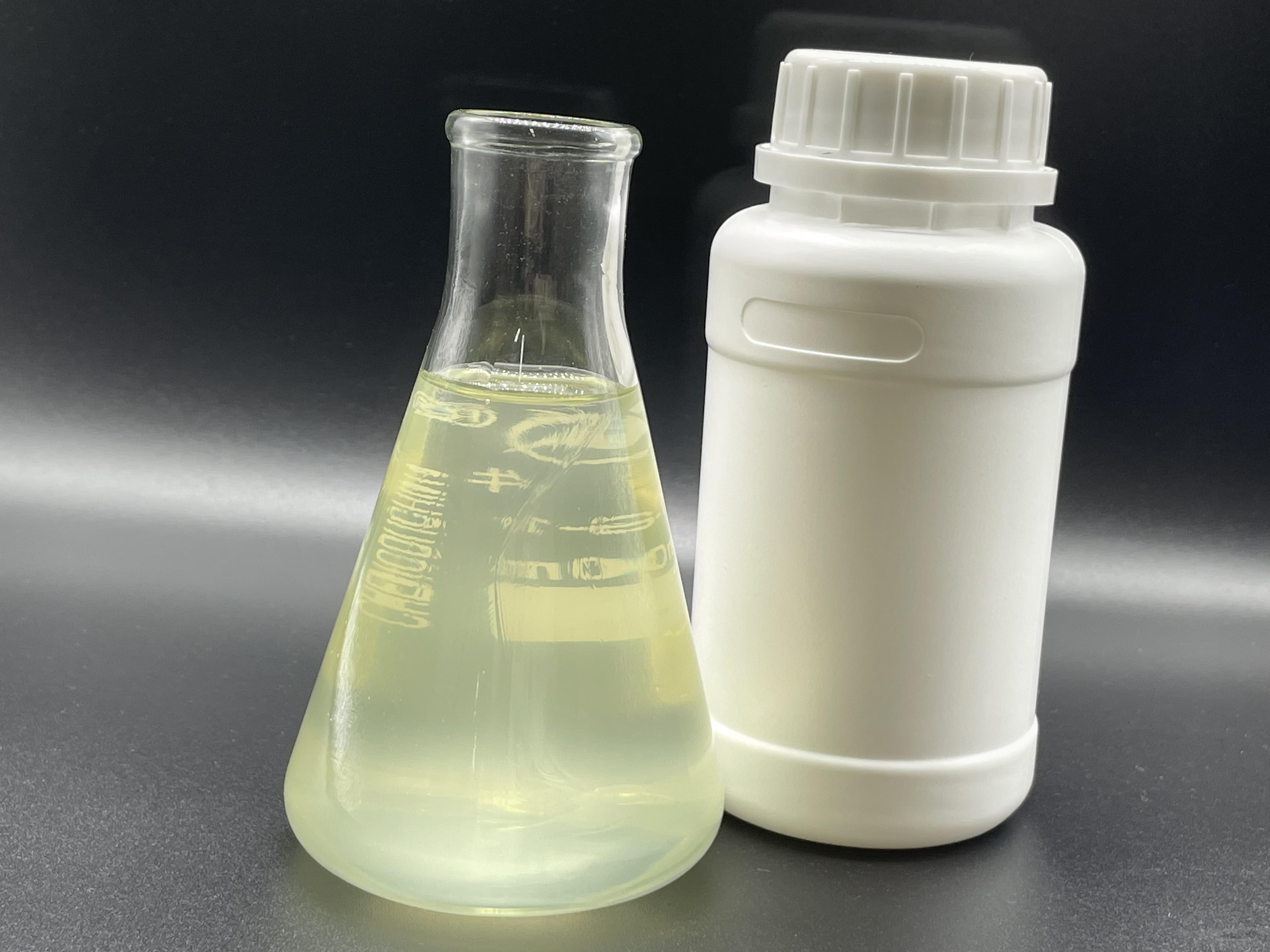 慢裂快凝瀝青乳化劑的用途及用法，集化網(wǎng)帶您揭曉